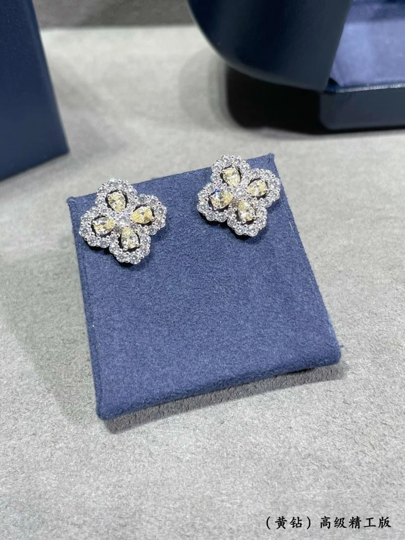 Sophisticated Vca Earrings 254760
