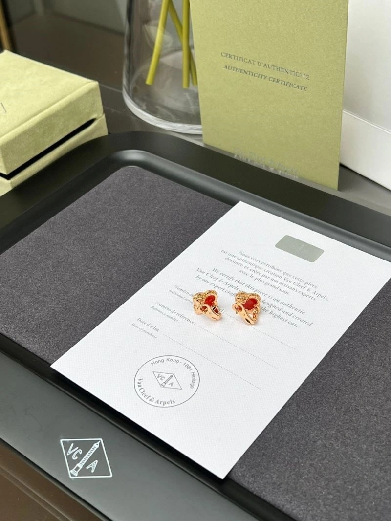 Vca Earrings Youthful 254744
