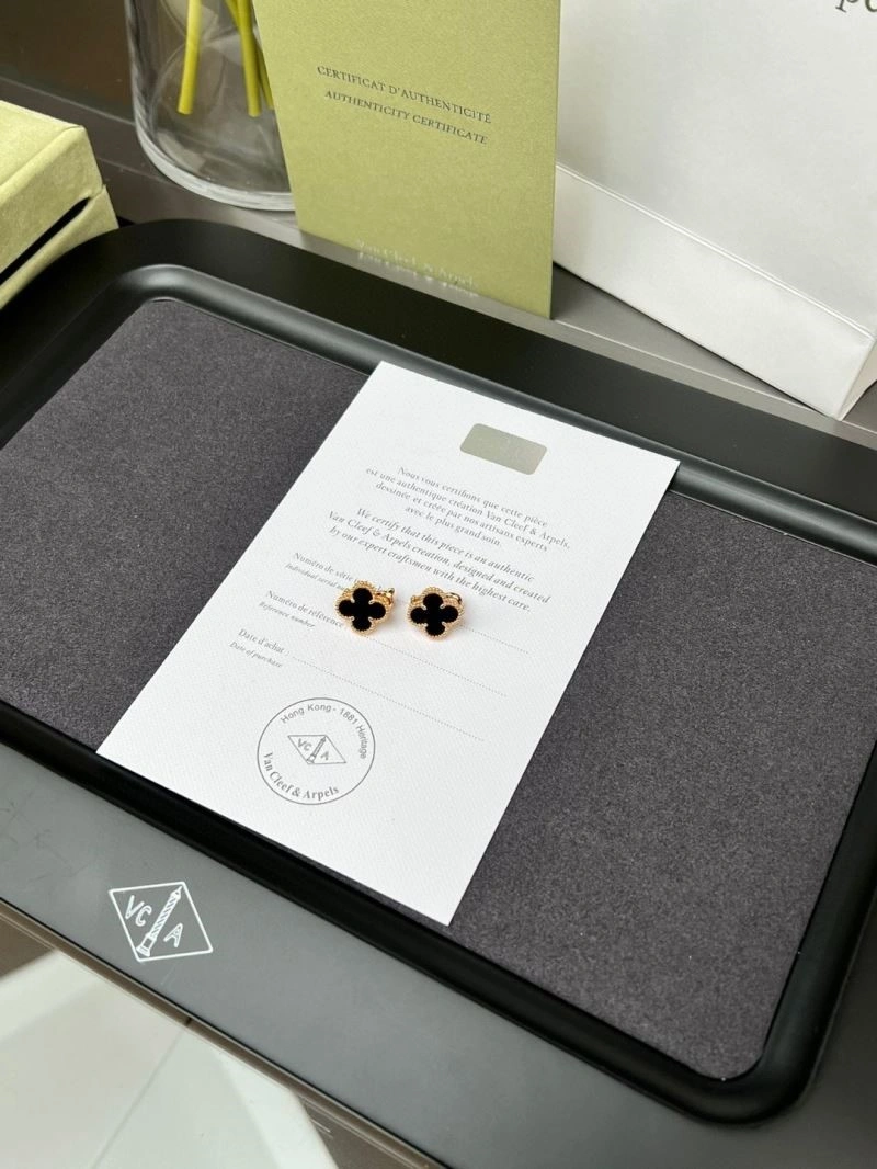 Vca Earrings Snug 254746