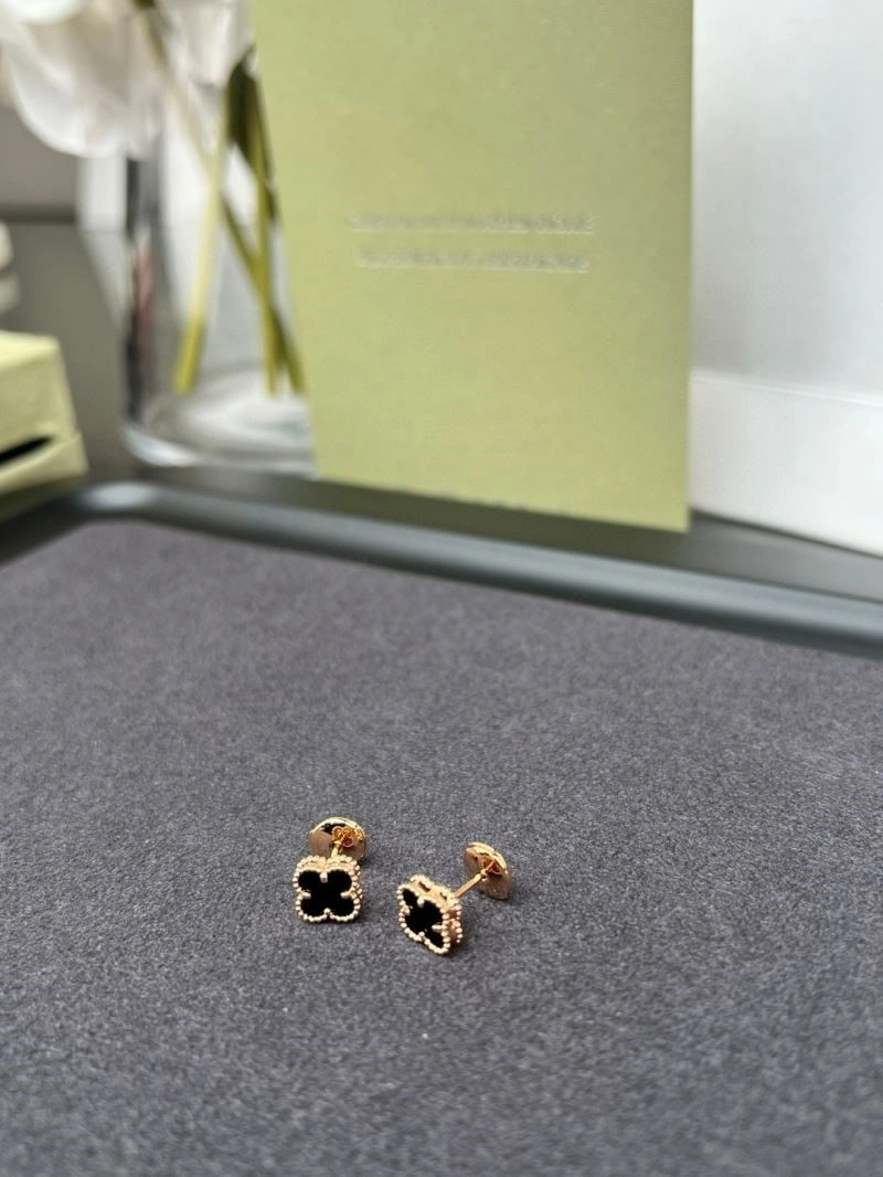 Vca Earrings HighPerformance 254740