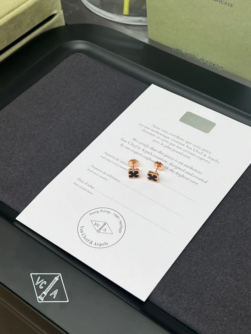 Vca Earrings HighPerformance 254740