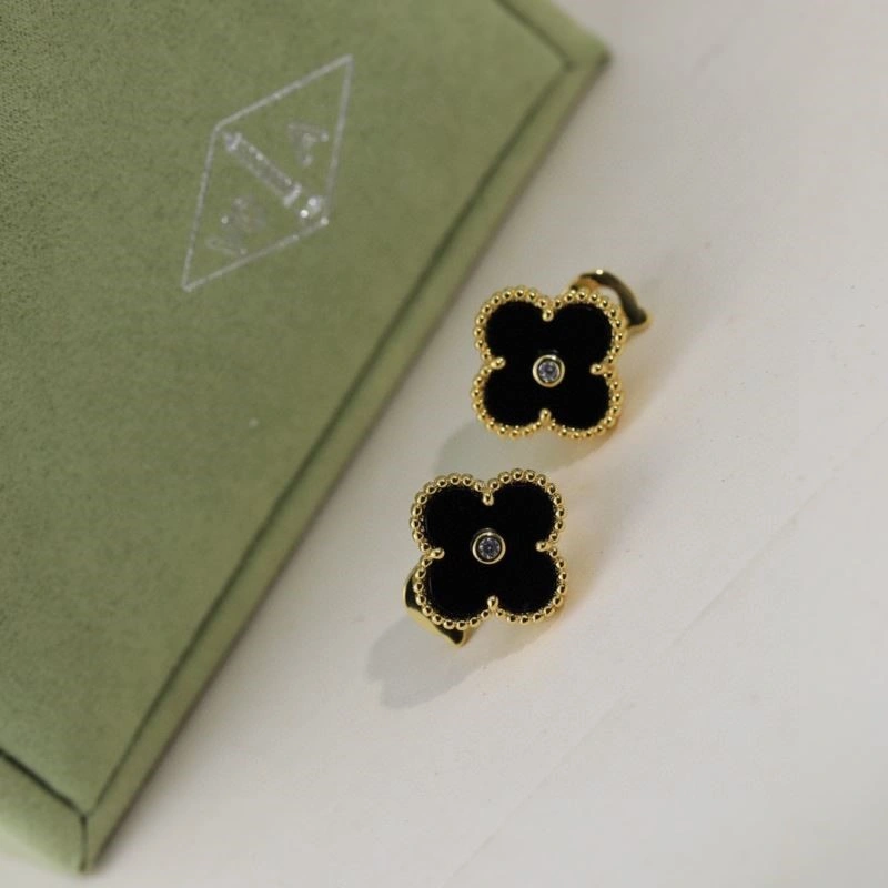 Minimalist Vca Earrings 254757