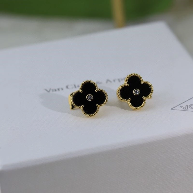 Minimalist Vca Earrings 254757