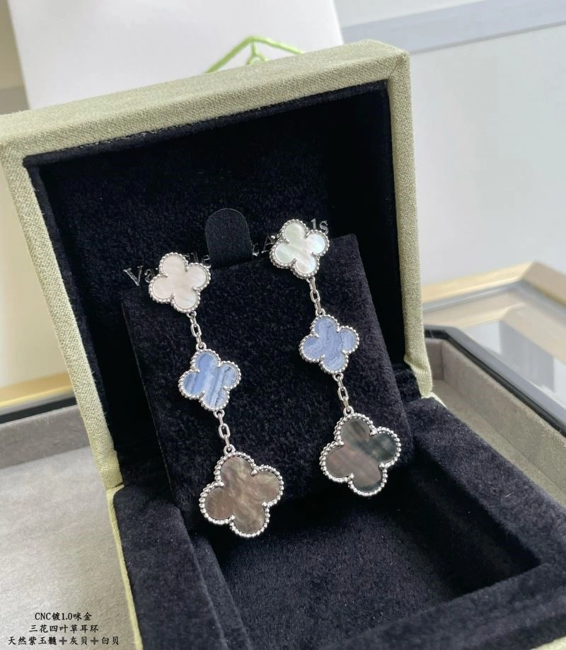 Effortless Vca Earrings 254710