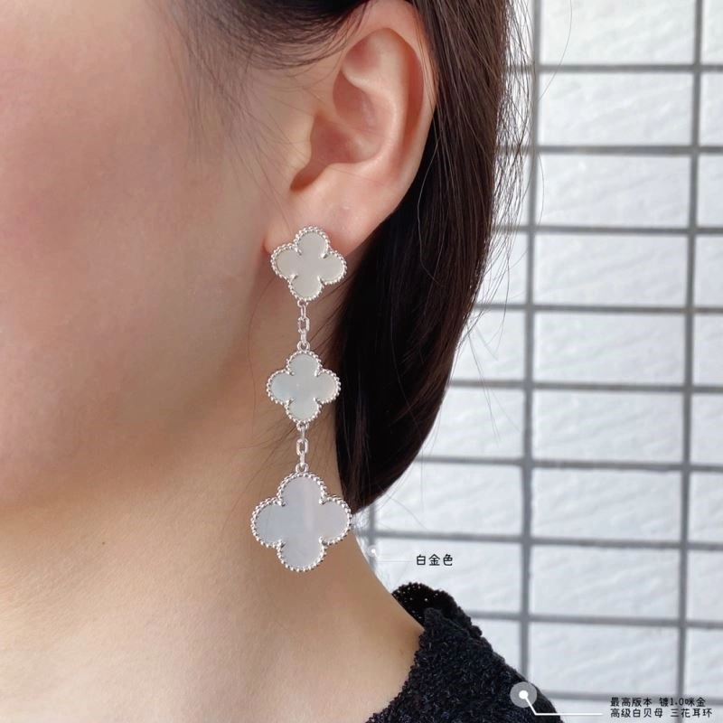 Packable Vca Earrings 254720