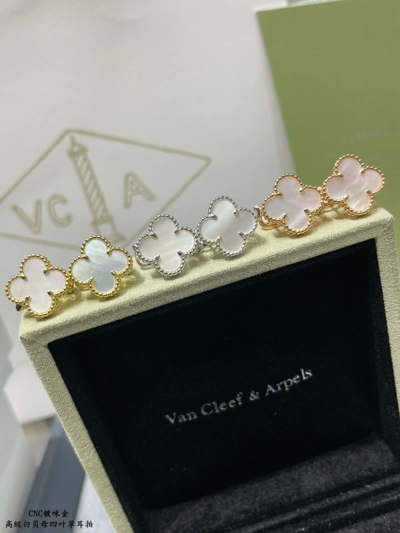 Casual Vca Earrings 254701