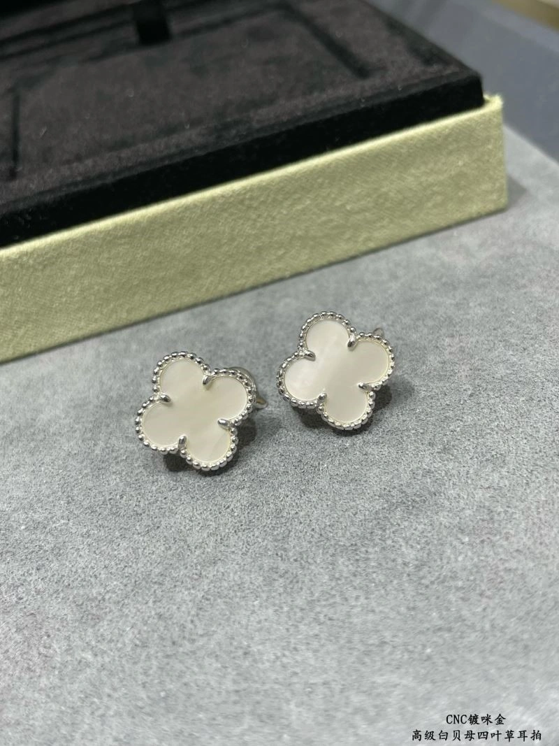 Casual Vca Earrings 254701