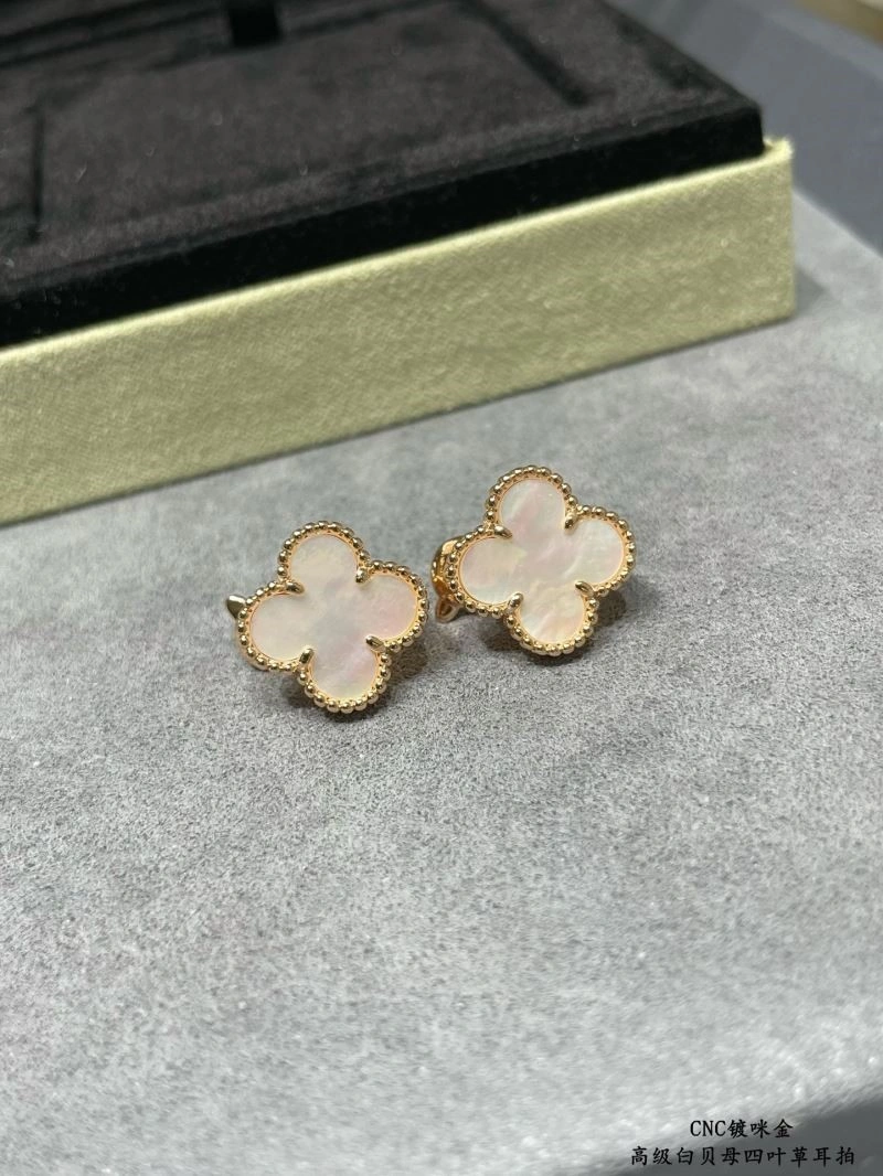 Casual Vca Earrings 254701