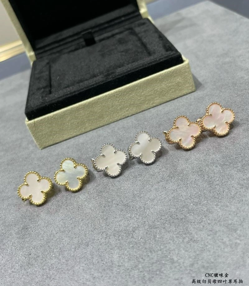 Casual Vca Earrings 254701