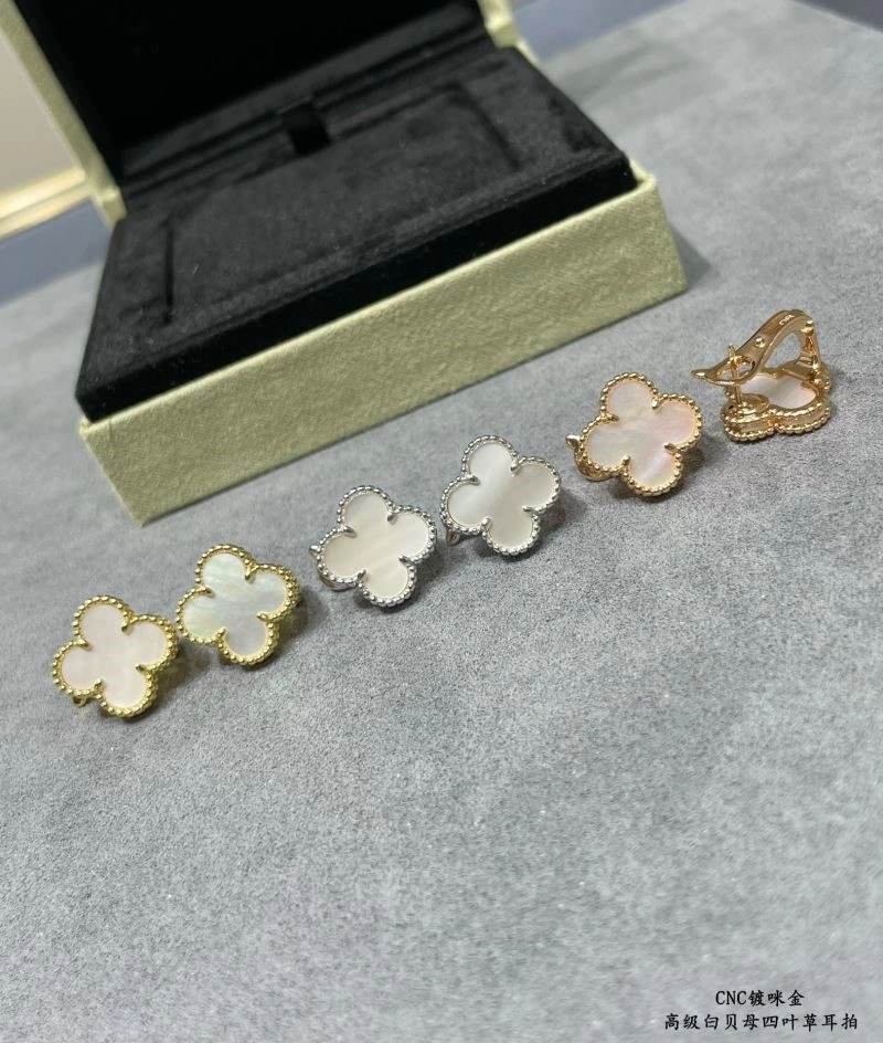 Casual Vca Earrings 254701