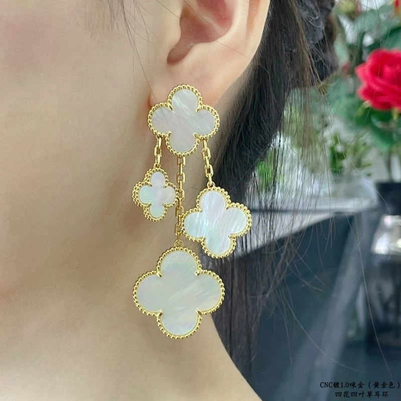 Chic Vca Earrings 254707