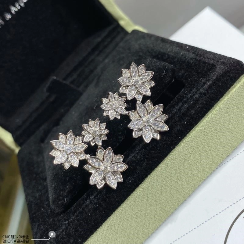 WrinkleFree Vca Earrings 254715