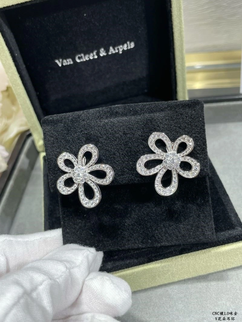 Durable Vca Earrings 254714