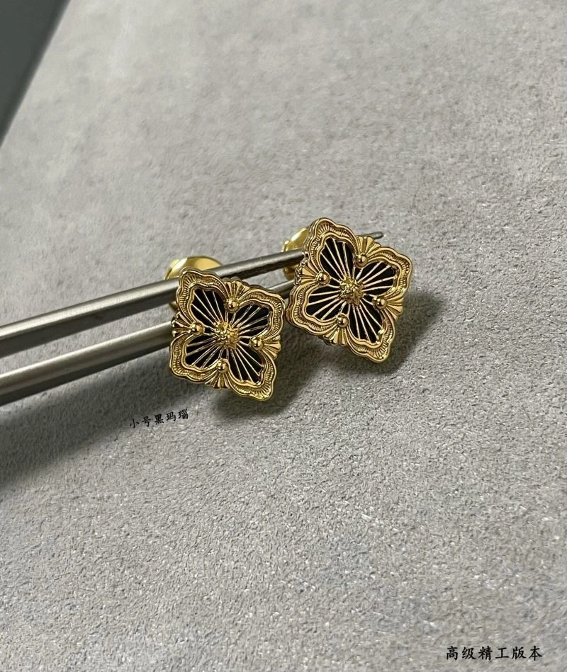 Lightweight Vca Earrings 254549