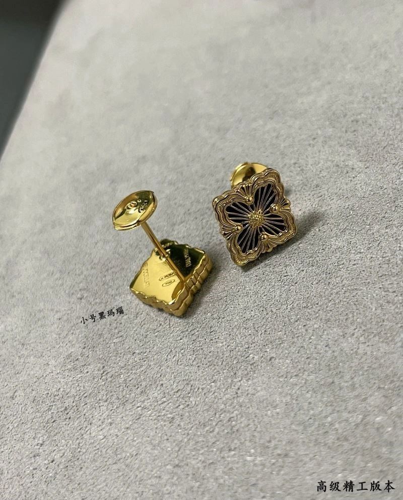 Lightweight Vca Earrings 254549