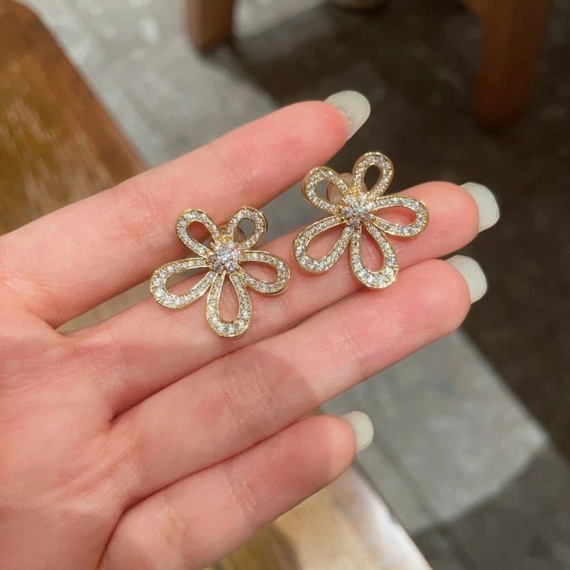 Vca Earrings EasyMatch 254377