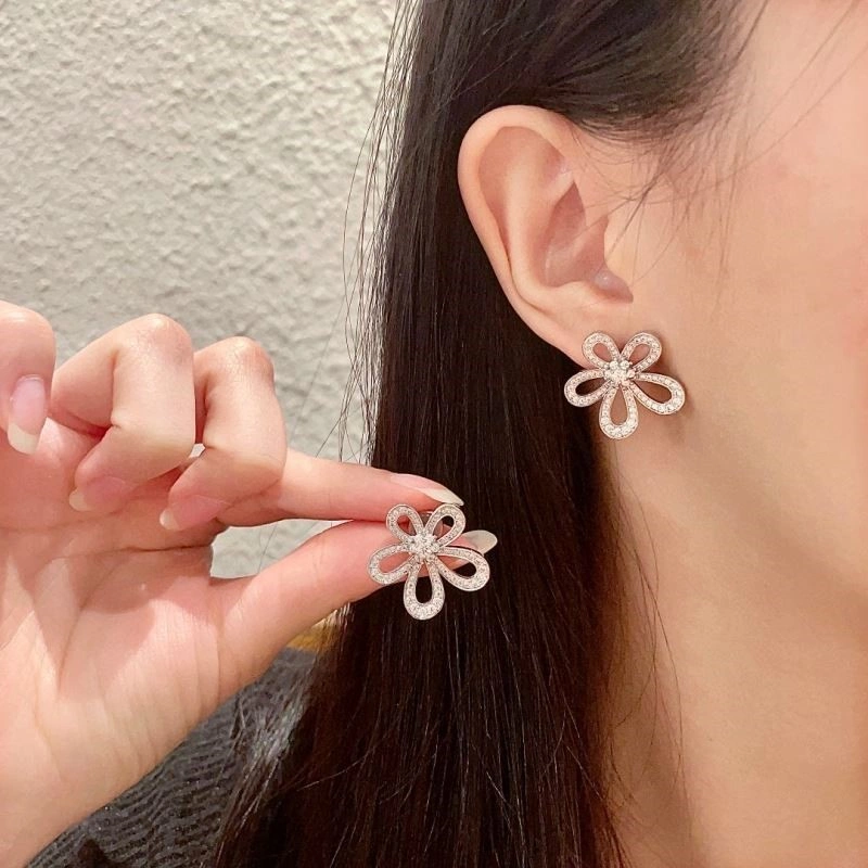 Vca Earrings WellDesigned 254394