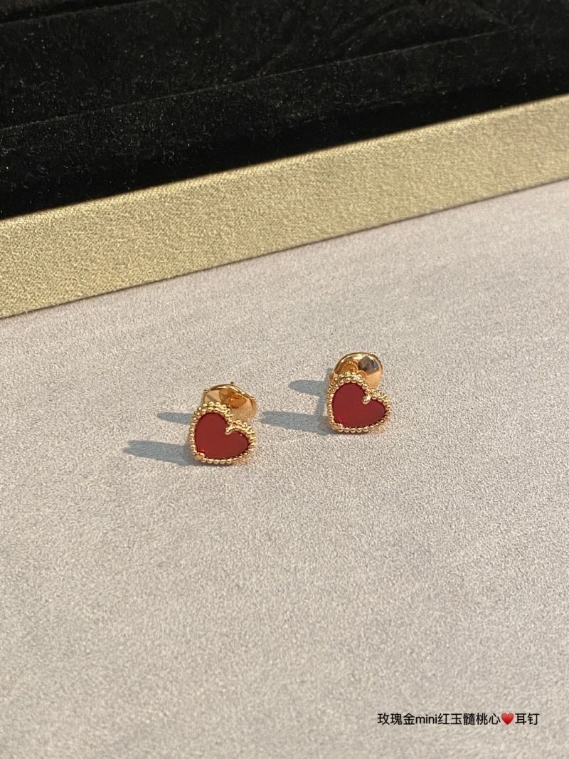 Vca Earrings Lightweight 254385