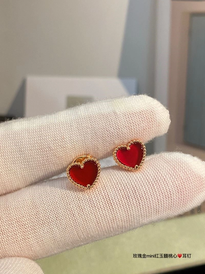 Vca Earrings Lightweight 254385