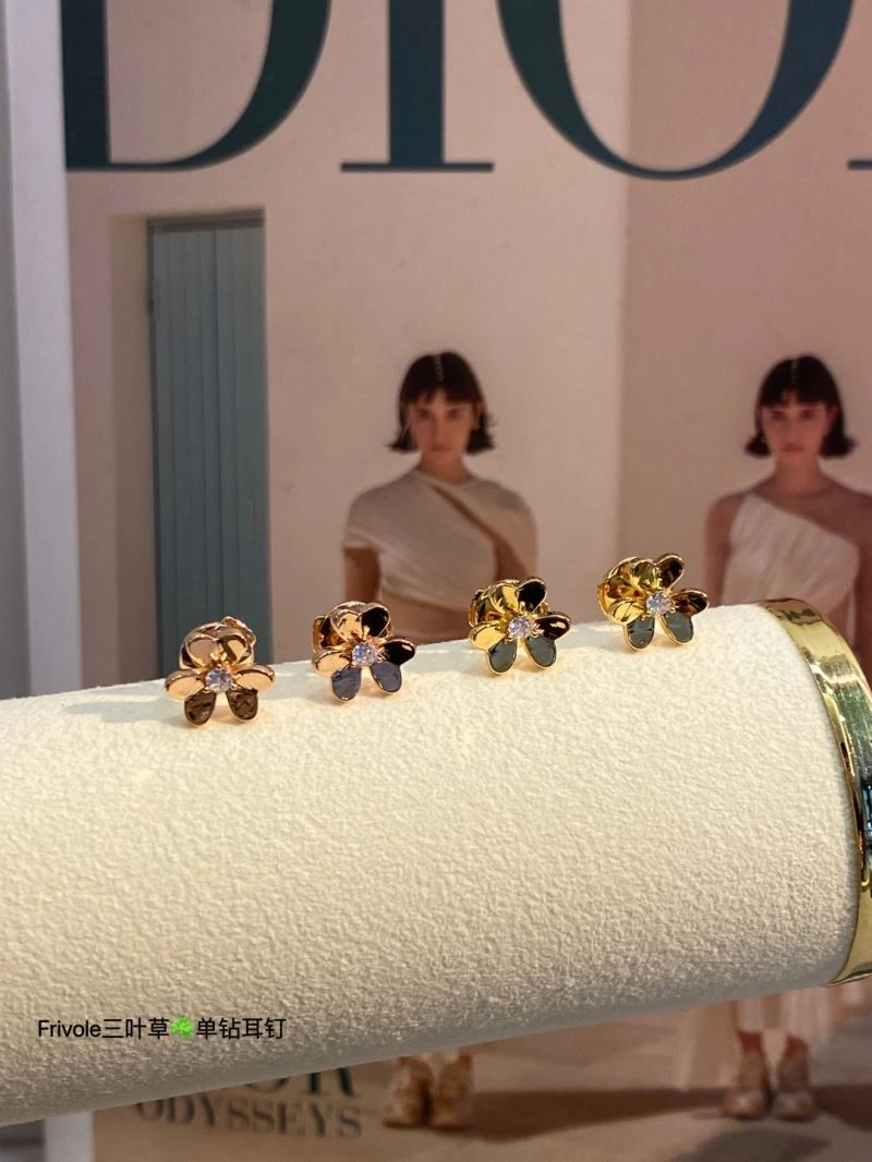 Vca Earrings SmartChoice 254397