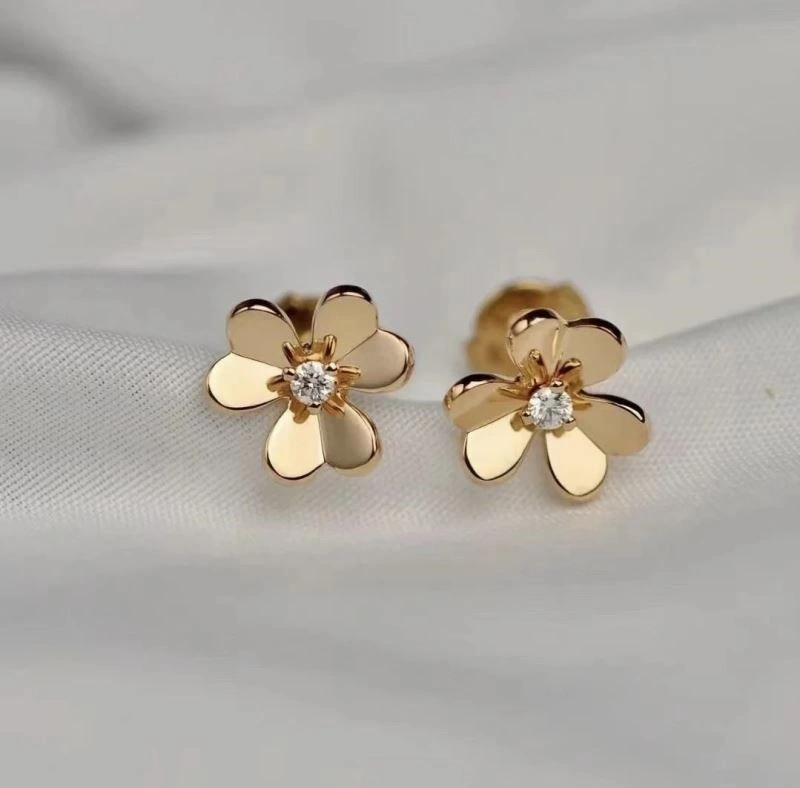 Vca Earrings FlexibleFit 254396