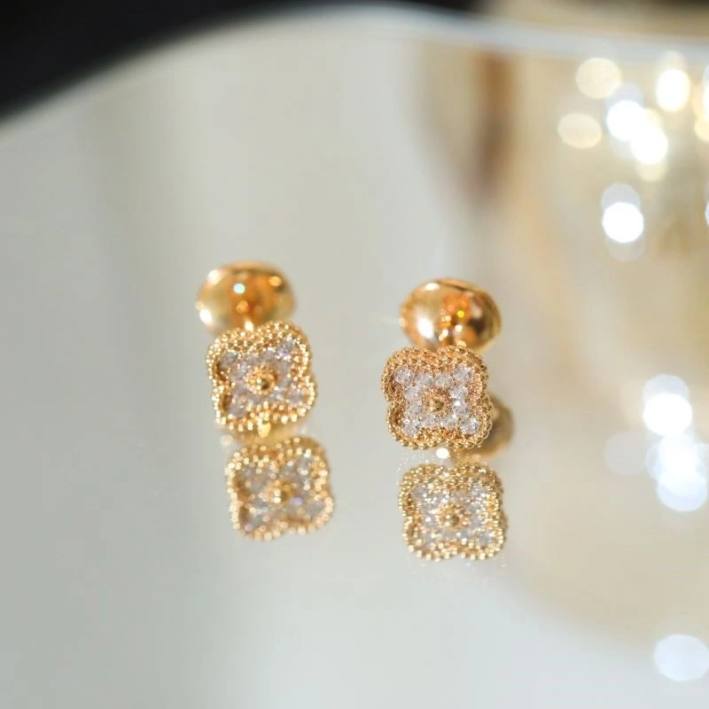 WrinkleFree Vca Earrings 254238