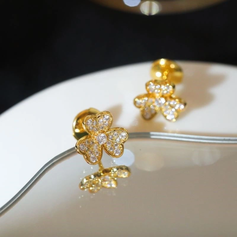 Vca Earrings Stretchable 254237