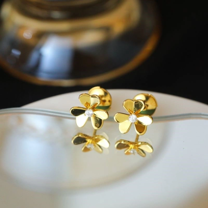 Unisex Vca Earrings 254236