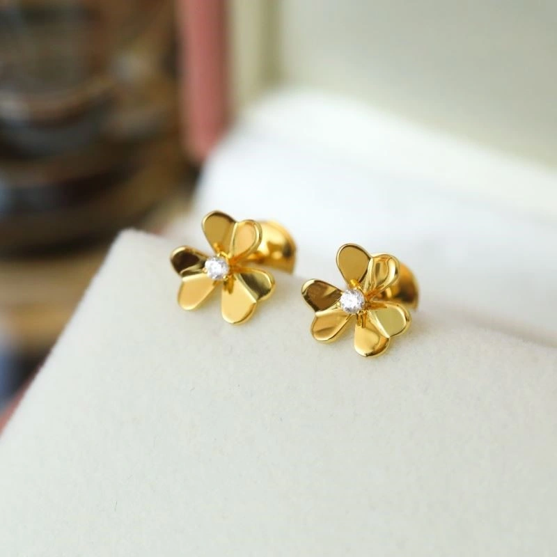 Unisex Vca Earrings 254236