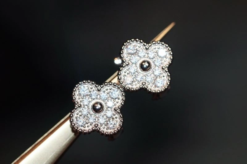 Vca Earrings SunProtective 254207
