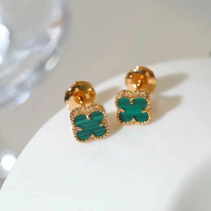 Vca Earrings WaterResistant 254205