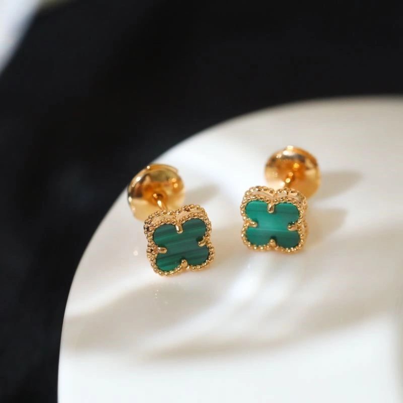 Vca Earrings WaterResistant 254205