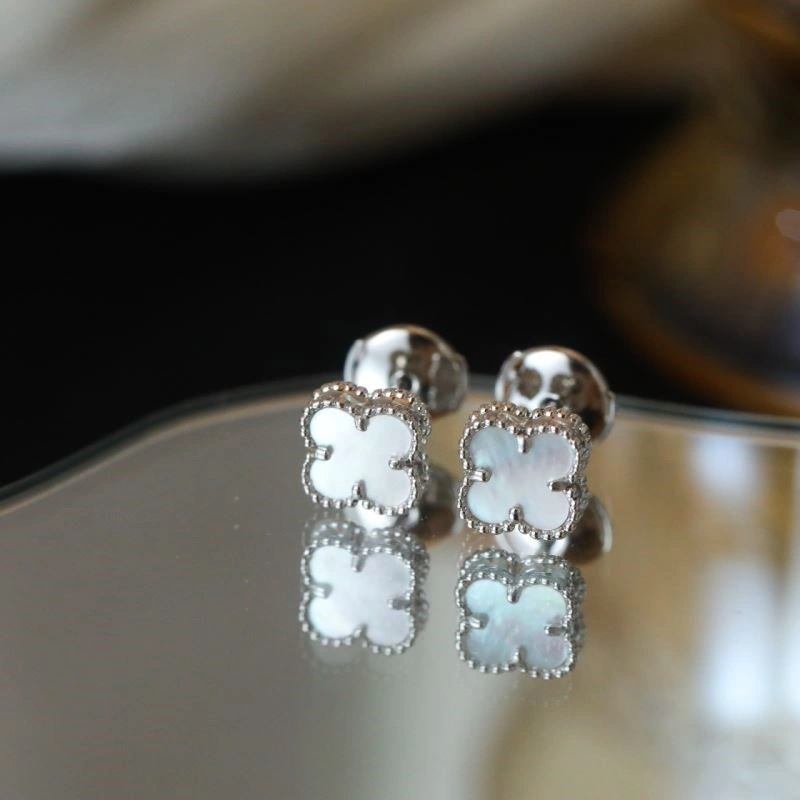 Vca Earrings FreshLook 254209