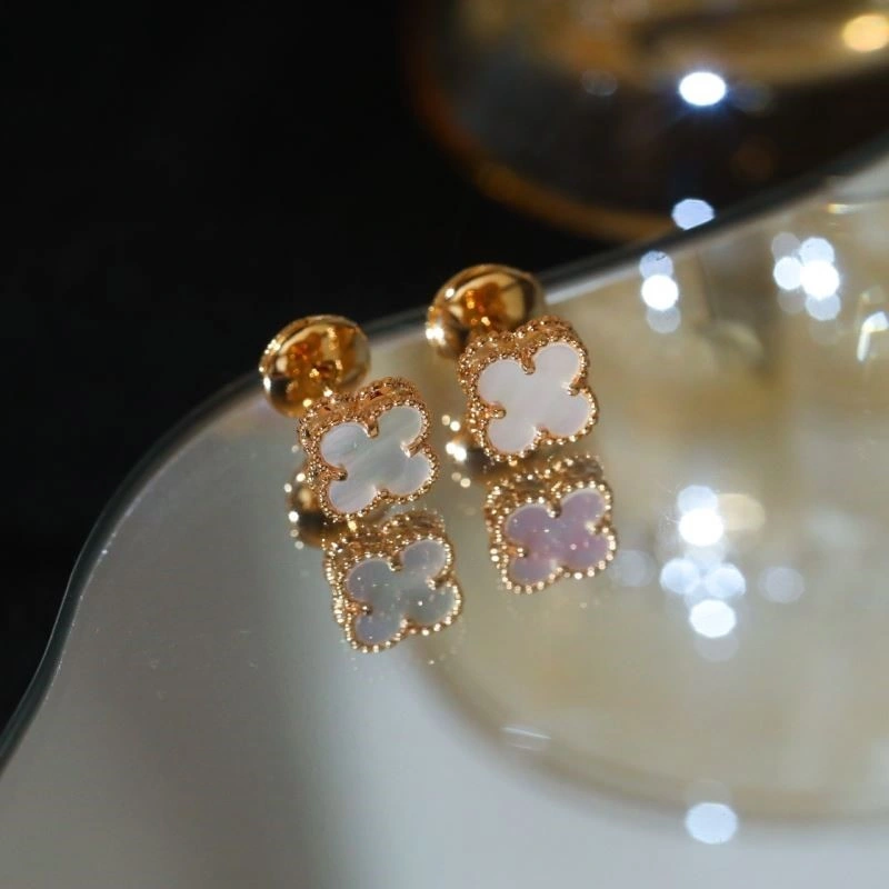 Vca Earrings FreshLook 254209