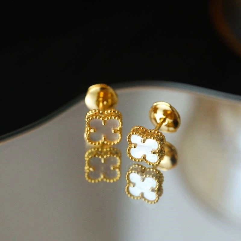 Vca Earrings FreshLook 254209
