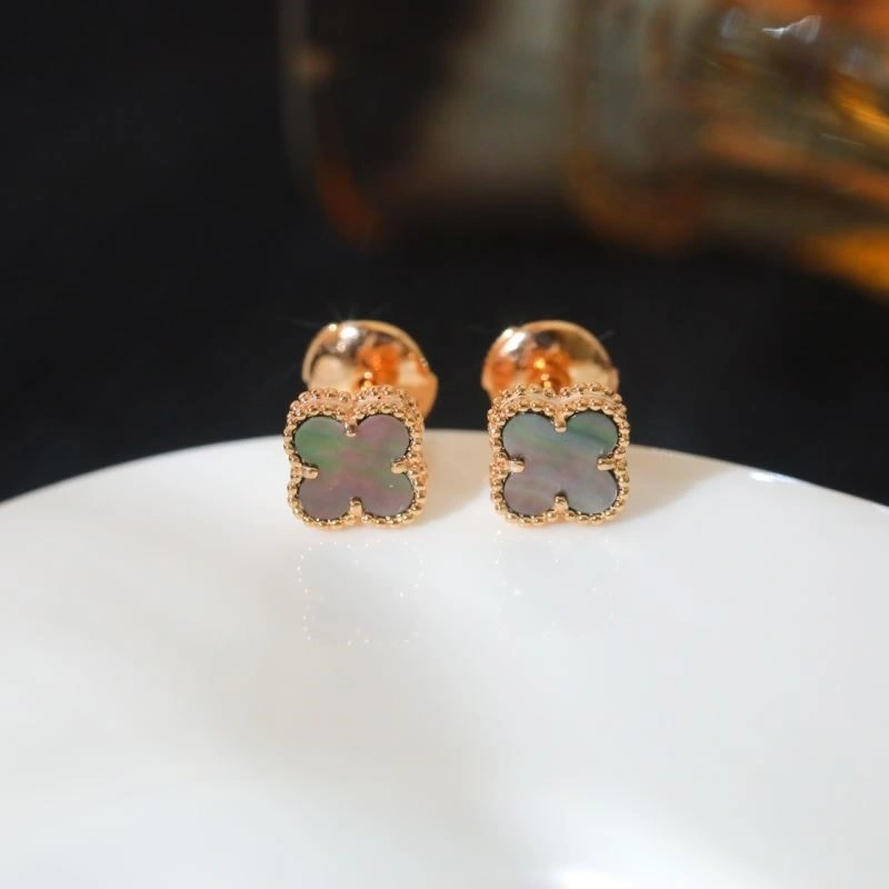 TimelessDesign Vca Earrings 254210