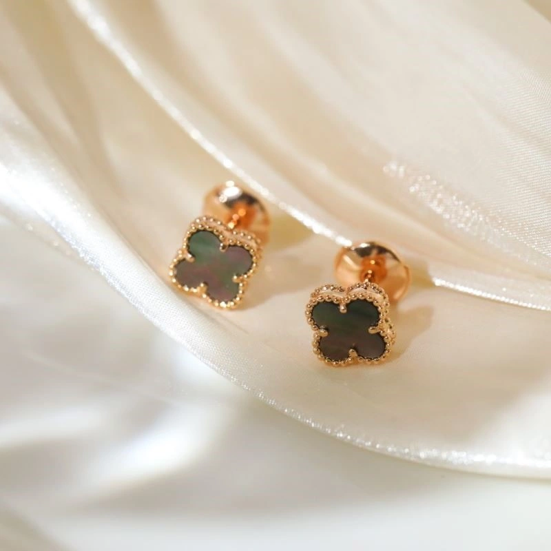 TimelessDesign Vca Earrings 254210