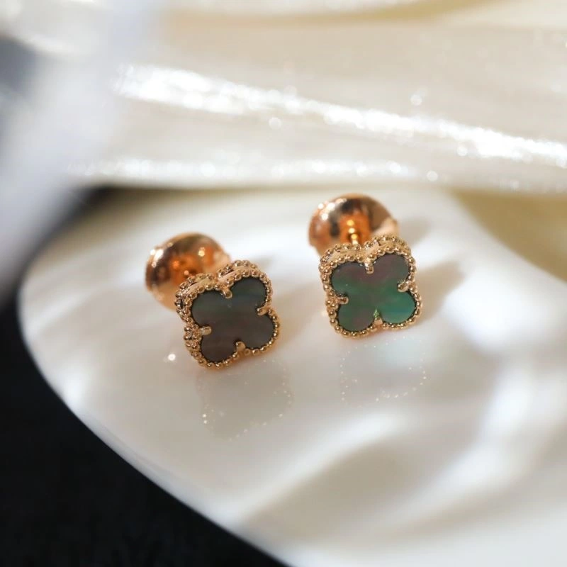 TimelessDesign Vca Earrings 254210