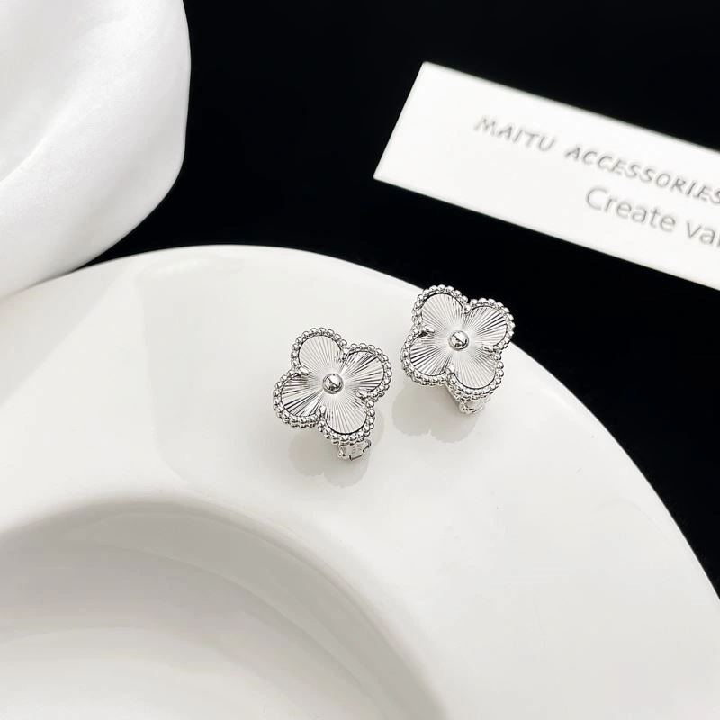 Vca Earrings Stylish 254218