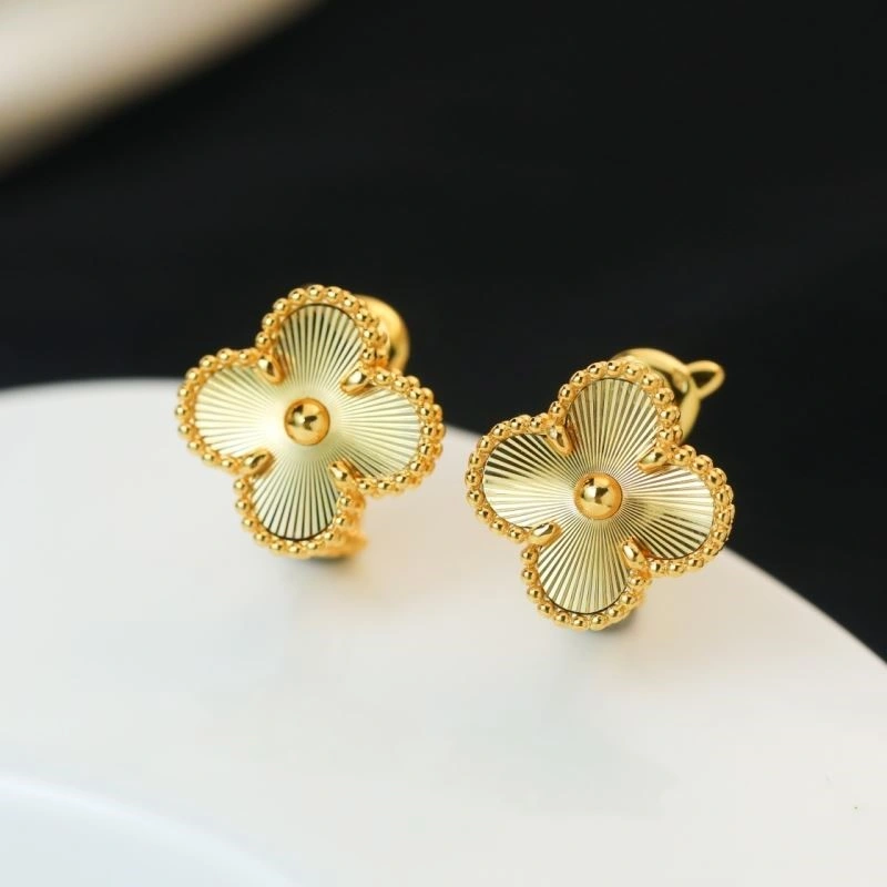 Vca Earrings Attractive 254224
