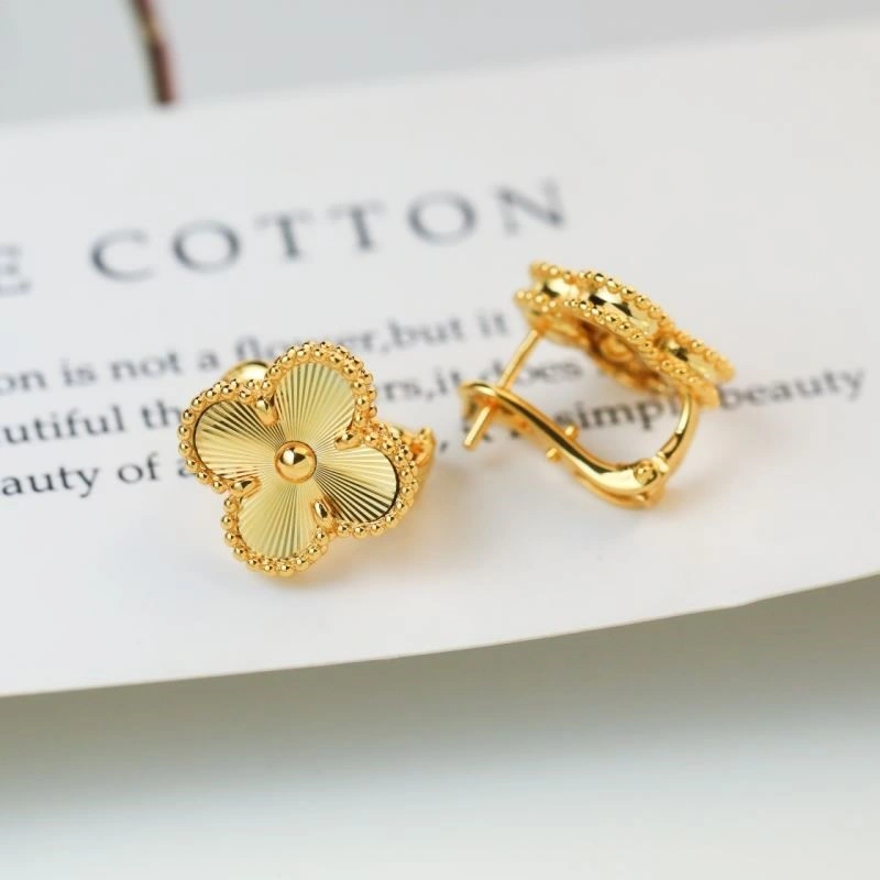 Vca Earrings Attractive 254224