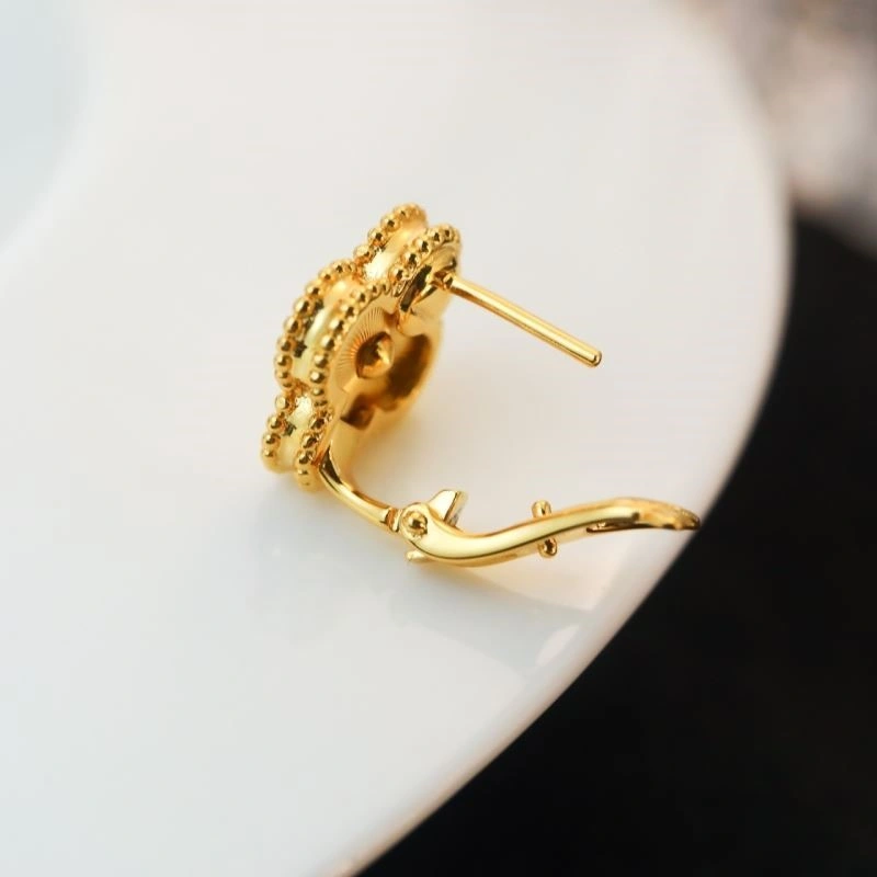 Vca Earrings Attractive 254224