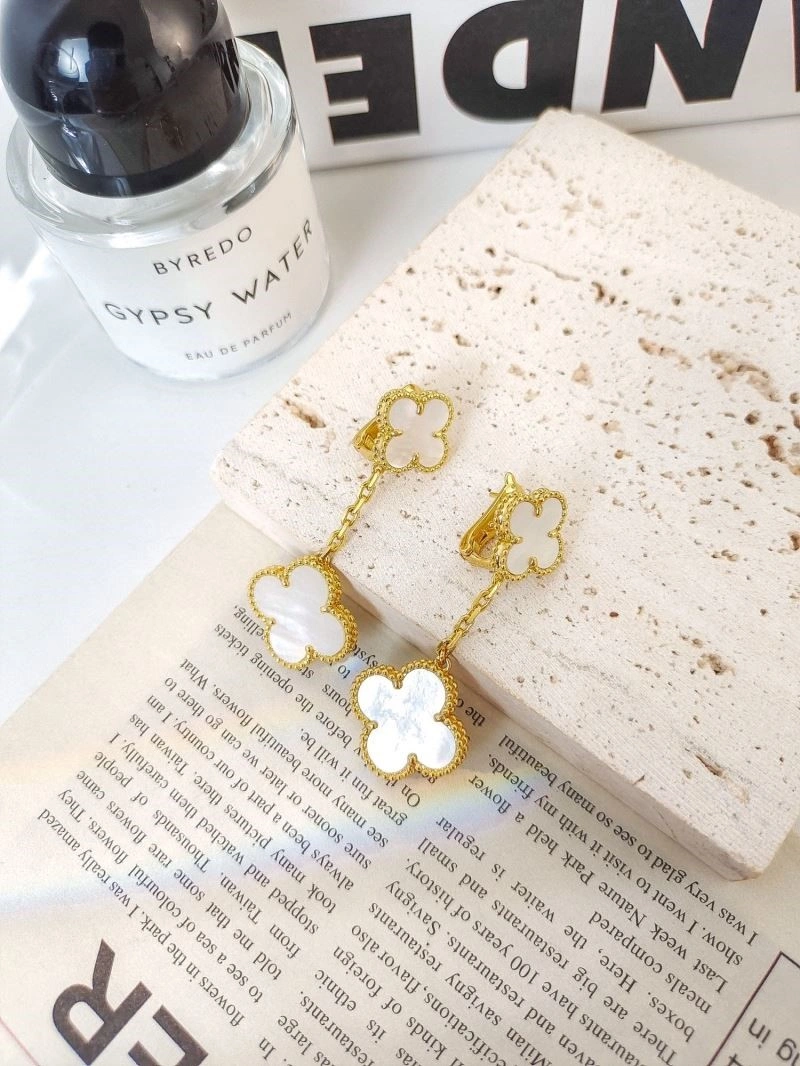 Effortless Vca Earrings 254220