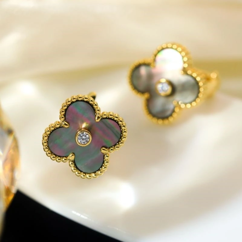 Vca Earrings FlexibleFit 254230