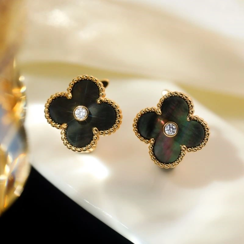 Vca Earrings FlexibleFit 254230