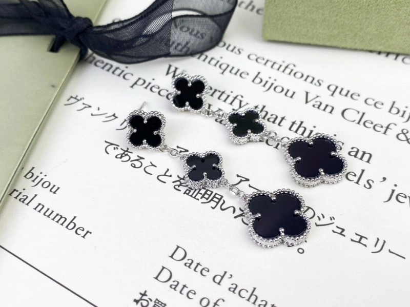 Vca Earrings Modern 254200