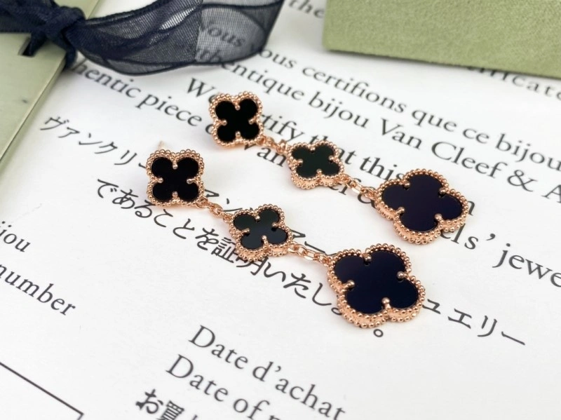 Vca Earrings Modern 254200