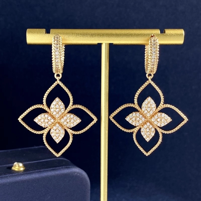 Vca Earrings Lightweight 254099