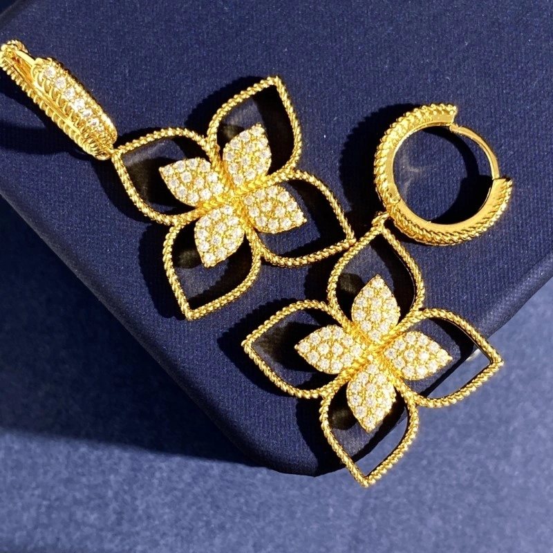 Vca Earrings Lightweight 254099