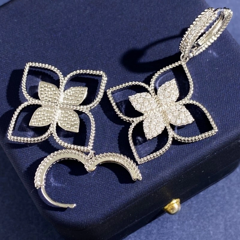 Vca Earrings Lightweight 254099